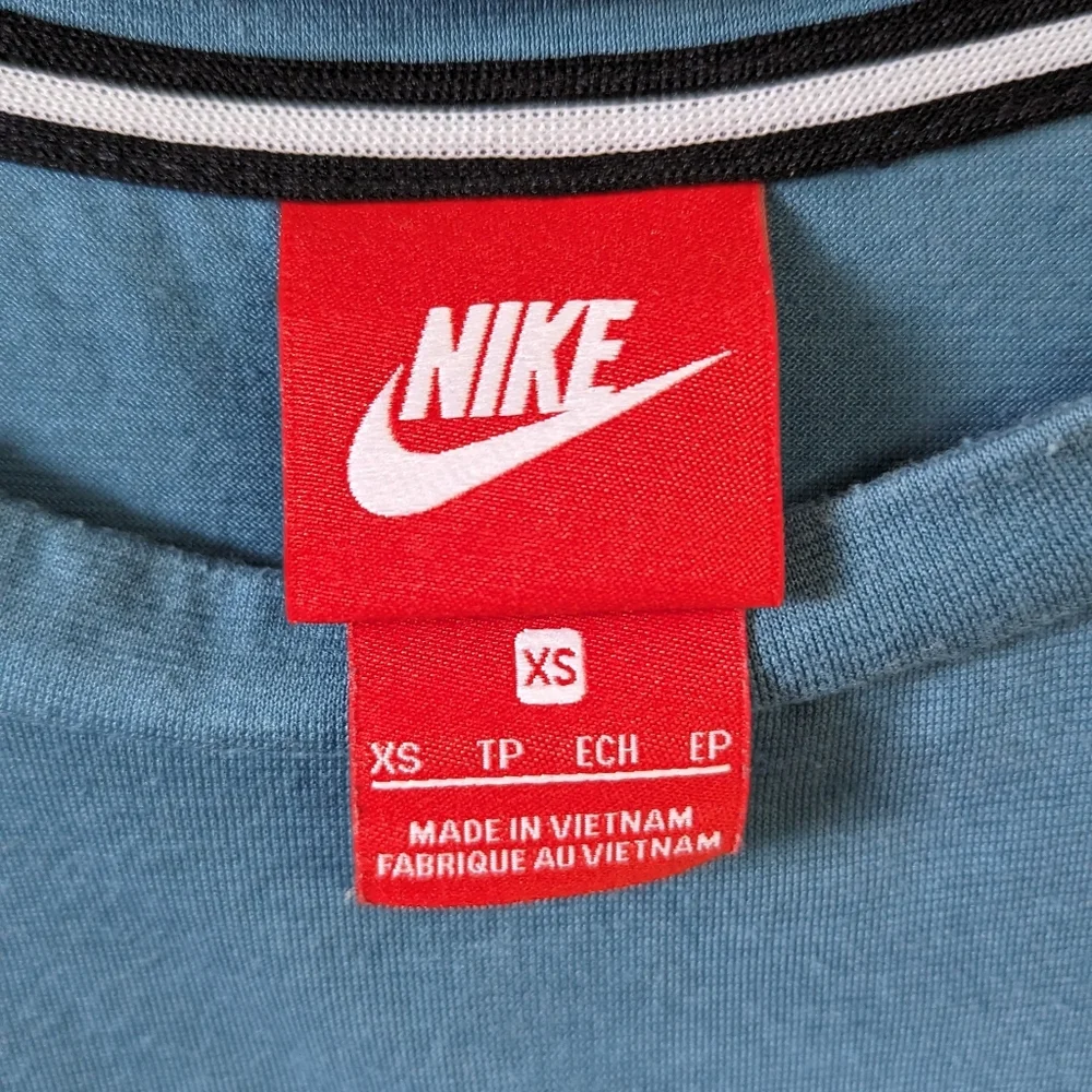 🧿Nike sleeveless shirt - Picture 5 of 6
